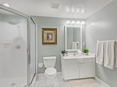 500 Uno Lago Drive, Juno Beach, FL 33408