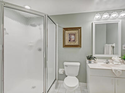 500 Uno Lago Drive, Juno Beach, FL 33408