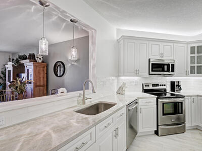 500 Uno Lago Drive, Juno Beach, FL 33408