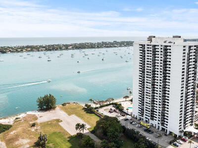 5600 N Flagler Drive