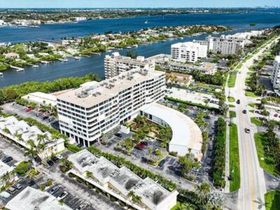 3589 S Ocean Boulevard, South Palm Beach, FL 33480