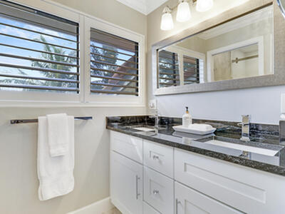 204 Old Meadow Way, Palm Beach Gardens, FL 33418