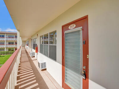 317 Brighton H