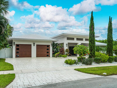 1117 Lake Drive, Delray Beach, FL 33444