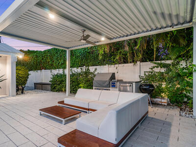 1117 Lake Drive, Delray Beach, FL 33444