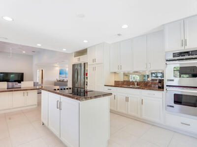 11 N River Road, Sewalls Point, FL 34996