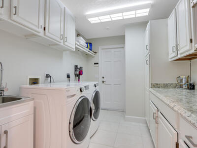 11 N River Road, Sewalls Point, FL 34996