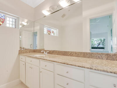 11 N River Road, Sewalls Point, FL 34996