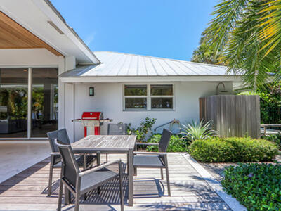 11 N River Road, Sewalls Point, FL 34996