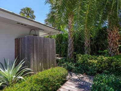 11 N River Road, Sewalls Point, FL 34996