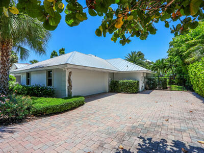 11 N River Road, Sewalls Point, FL 34996