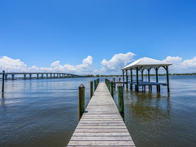 11 N River Road, Sewalls Point, FL 34996