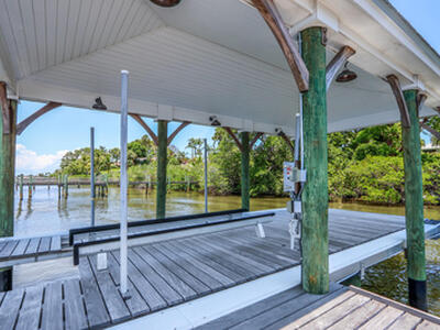 11 N River Road, Sewalls Point, FL 34996