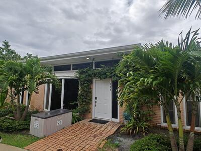 228 Flagler Lane, West Palm Beach, FL 33407