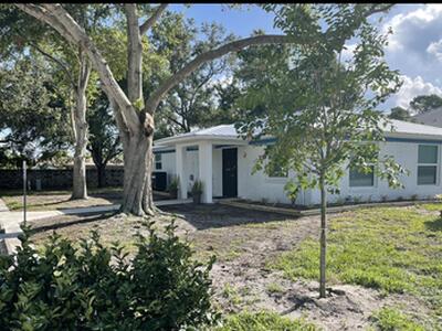 1531 SE Port St Lucie Boulevard, Port Saint Lucie, FL 34952