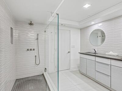 5280 N Ocean Drive, Singer Island, FL 33404