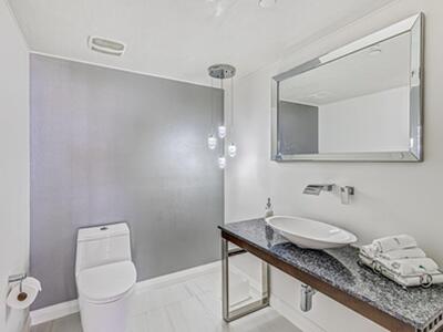 5280 N Ocean Drive, Singer Island, FL 33404