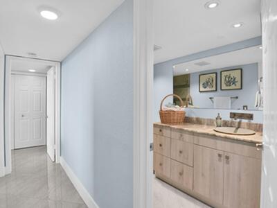 859 Jeffery Street, Boca Raton, FL 33487
