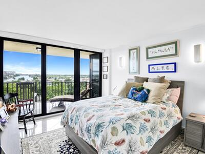 859 Jeffery Street, Boca Raton, FL 33487