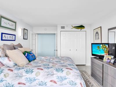 859 Jeffery Street, Boca Raton, FL 33487