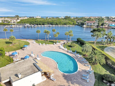 859 Jeffery Street, Boca Raton, FL 33487