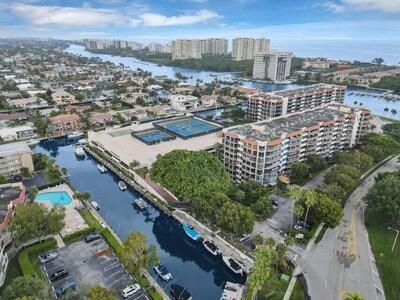 859 Jeffery Street, Boca Raton, FL 33487