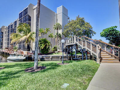 22 Royal Palm Way, Boca Raton, FL 33432