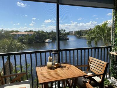22 Royal Palm Way, Boca Raton, FL 33432