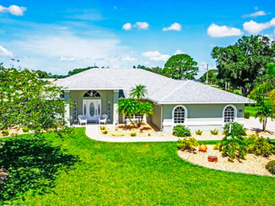 424 Holly Drive, Sebring, FL 33876