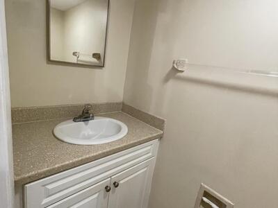 2016 S 10th Street, Fort Pierce, FL 34950