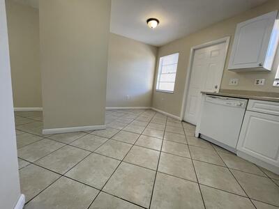 2016 S 10th Street, Fort Pierce, FL 34950