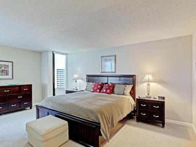 5510 N Ocean Drive, Singer Island, FL 33404