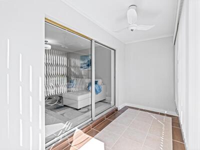 2800 NW 47th Terrace, Lauderdale Lakes, FL 33313