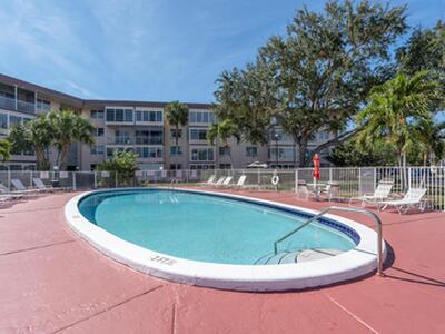 2800 NW 47th Terrace, Lauderdale Lakes, FL 33313