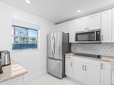 2800 NW 47th Terrace, Lauderdale Lakes, FL 33313