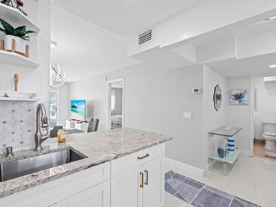 2800 NW 47th Terrace, Lauderdale Lakes, FL 33313