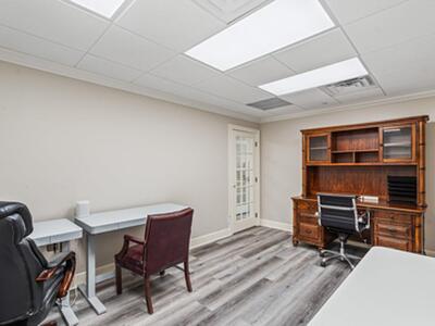 631 Us Highway 1, North Palm Beach, FL 33408