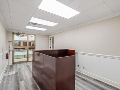 631 Us Highway 1, North Palm Beach, FL 33408