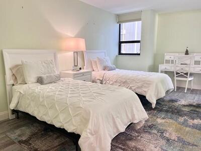 5280 N Ocean Drive, Singer Island, FL 33404