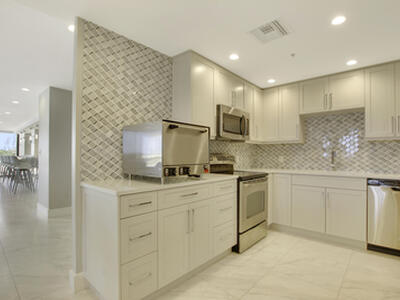 5280 N Ocean Drive, Singer Island, FL 33404