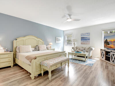 4598 Capital Drive, Lake Worth, FL 33463