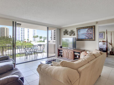 4200 N Ocean Drive, Singer Island, FL 33404