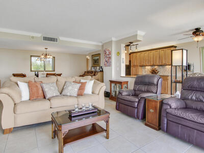 4200 N Ocean Drive, Singer Island, FL 33404