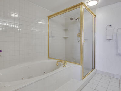 4200 N Ocean Drive, Singer Island, FL 33404