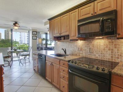 4200 N Ocean Drive, Singer Island, FL 33404
