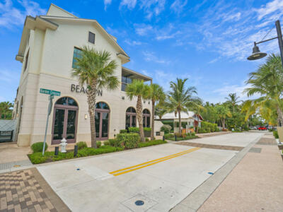 4308 Fairway Drive N, Jupiter, FL 33477