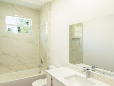 15061 Brainbridge Circle, Port Charlotte, FL 33981