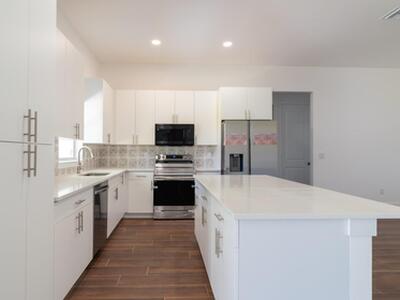 15061 Brainbridge Circle, Port Charlotte, FL 33981