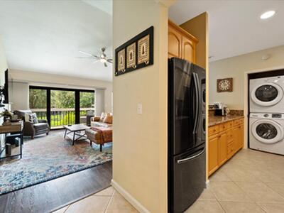 11863 Wimbledon Circle, Wellington, FL 33414