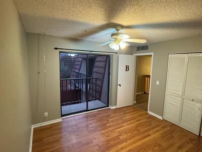 1458 N Lawnwood Circle, Fort Pierce, FL 34950